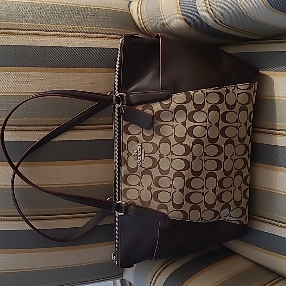 Coach handbag - chocolate brown leather